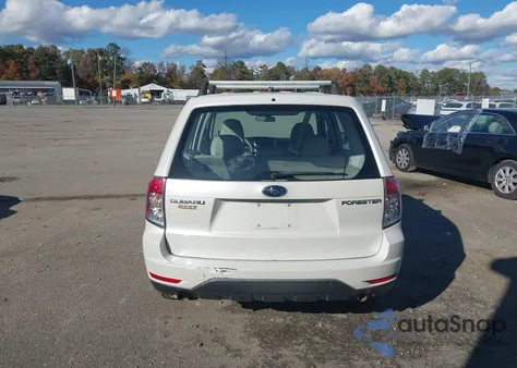 2009 Subaru Forester 2.5X из США, поврежденный, VIN JF2SH61639H796167